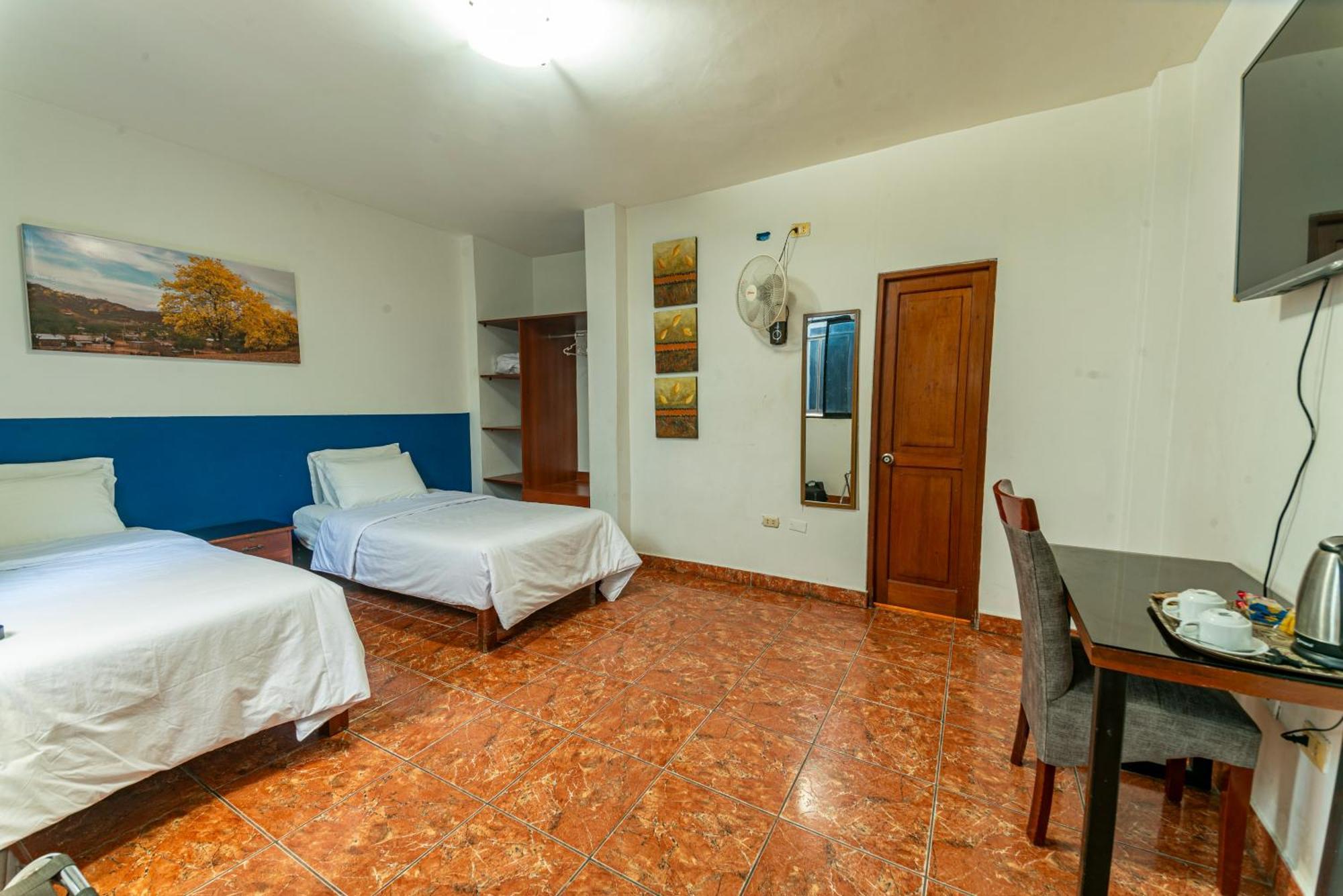 Hospedaje Gran Imperial Tumbes Exteriér fotografie